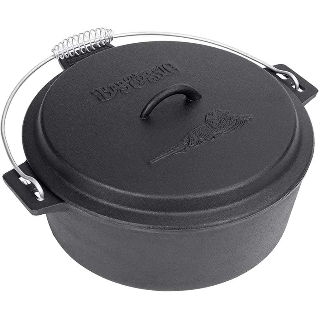 Bayou Classic 6-qt Cast Iron Covered Soup Pot with Lid - Black