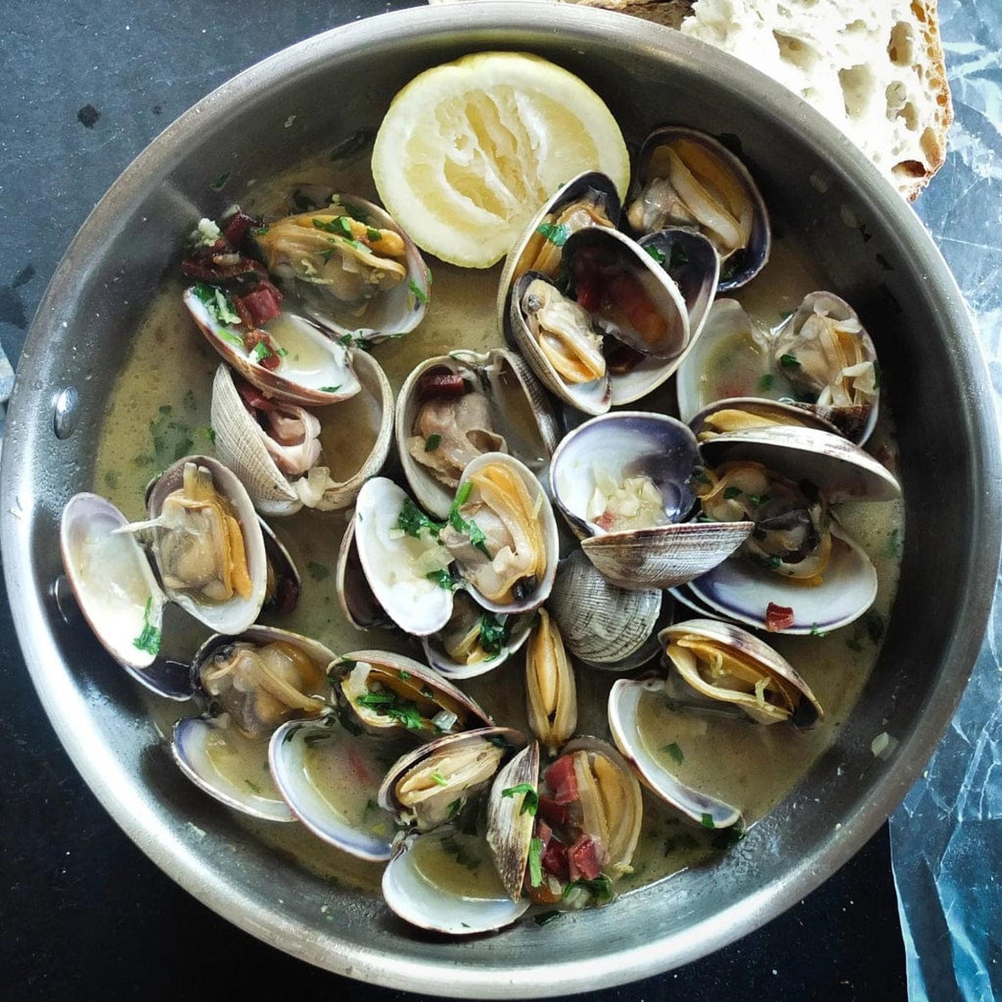 Bayou Classic 32-Quart Aluminum Clam Steamer w/ Lid