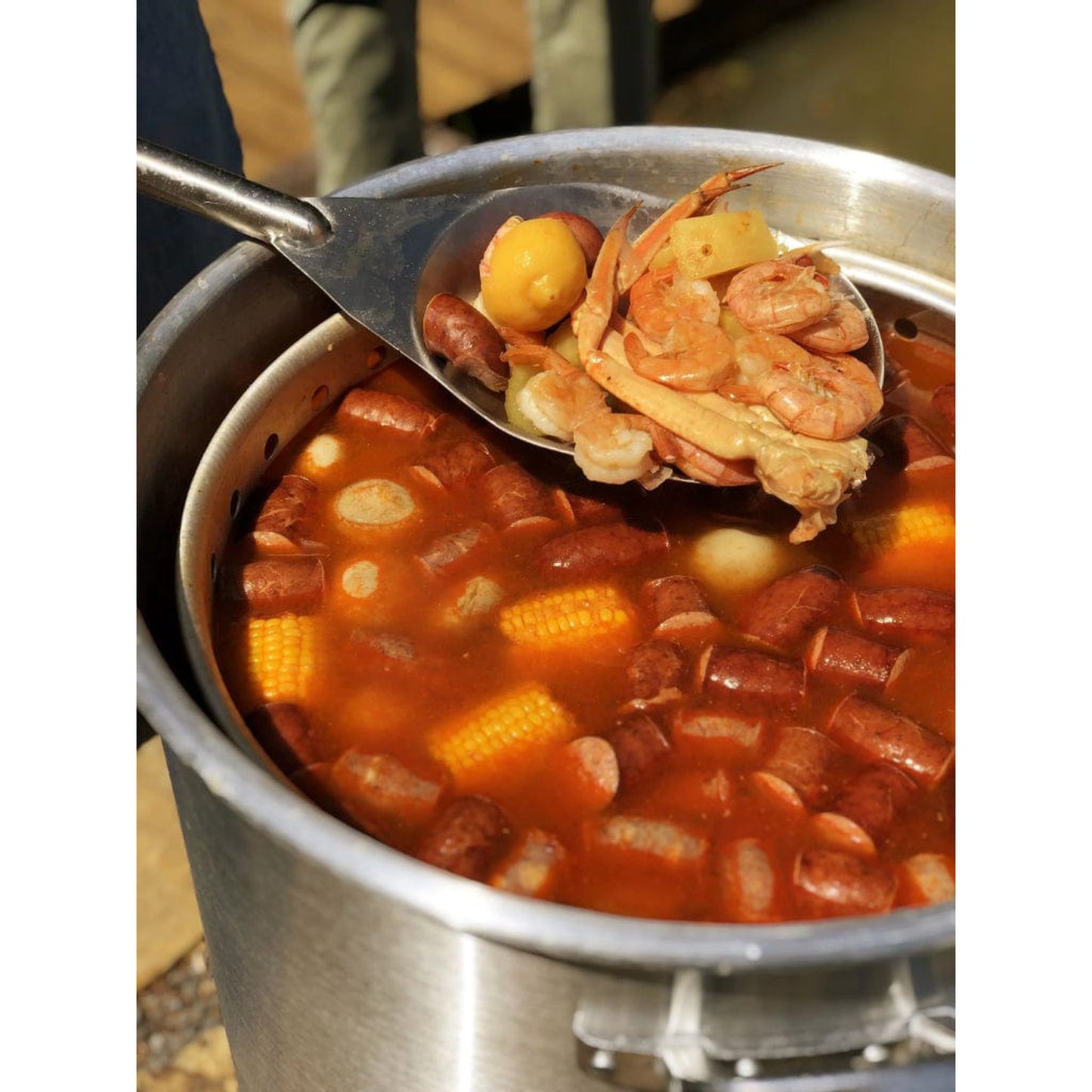 Bayou Classic 60-Quart Aluminum Stockpot w/ Lid & Basket
