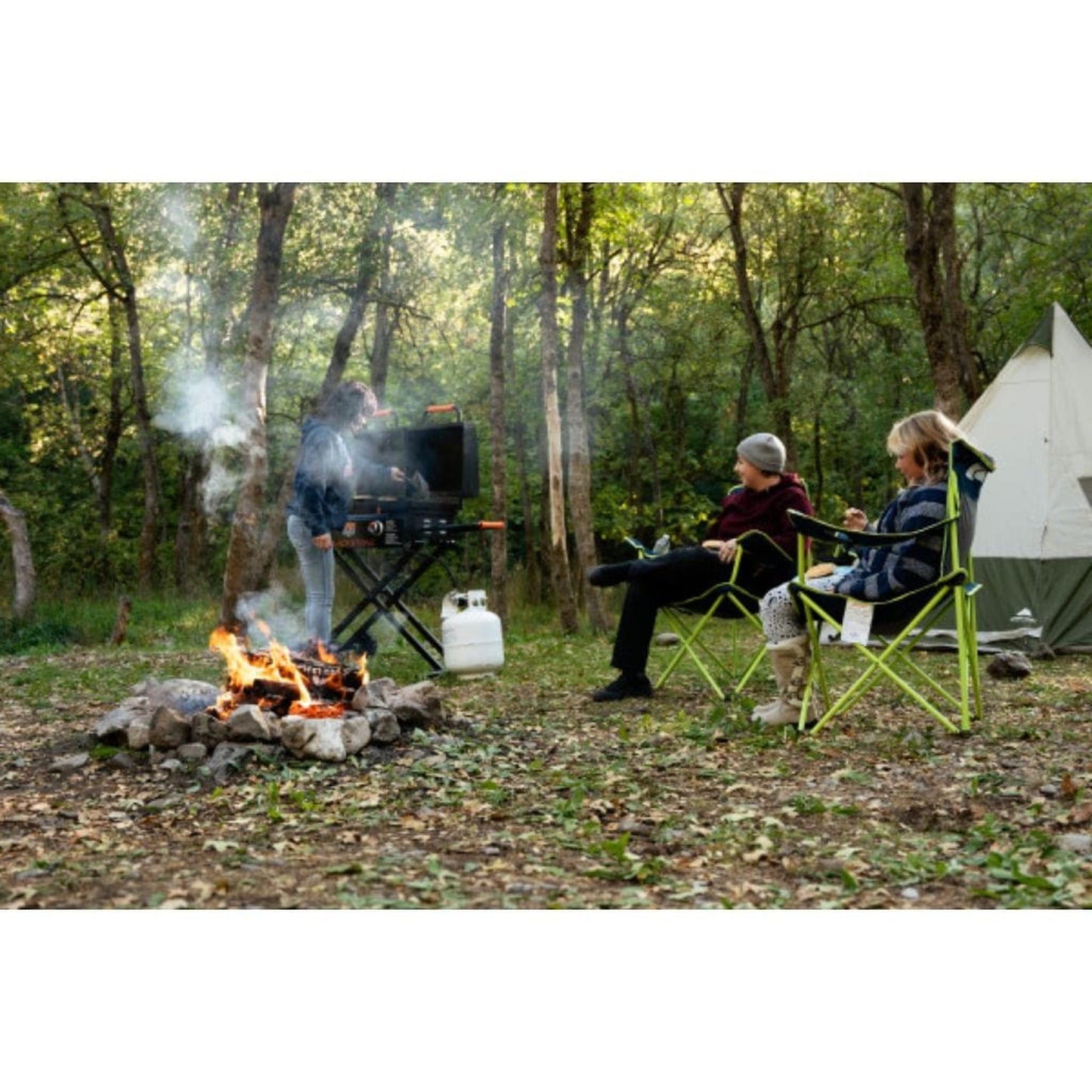 Blackstone 17" On The Go 3-IN-1 Propane Gas Tailgater Griddle / Grill Box and Burner