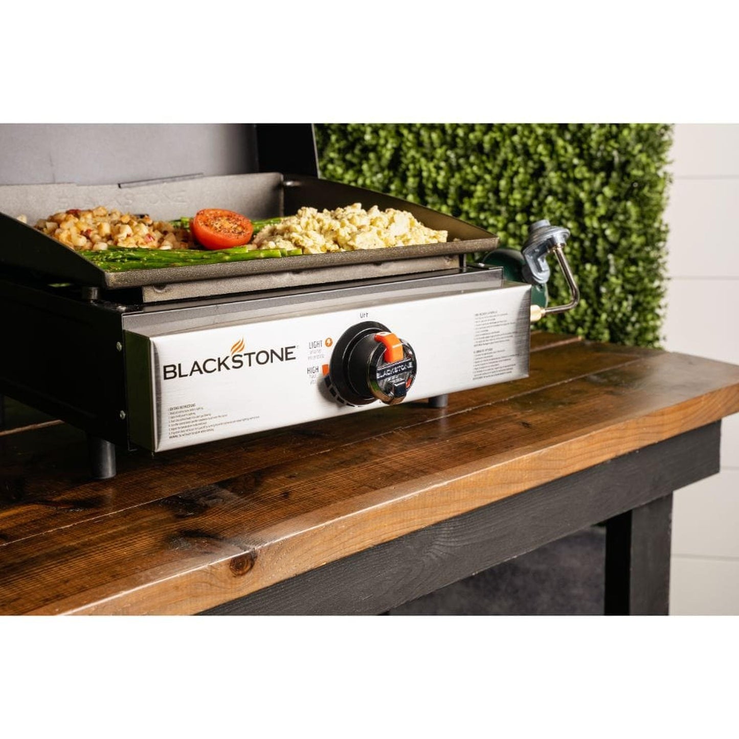 Blackstone 17" Tabletop Propane Gas Griddle with Hood
