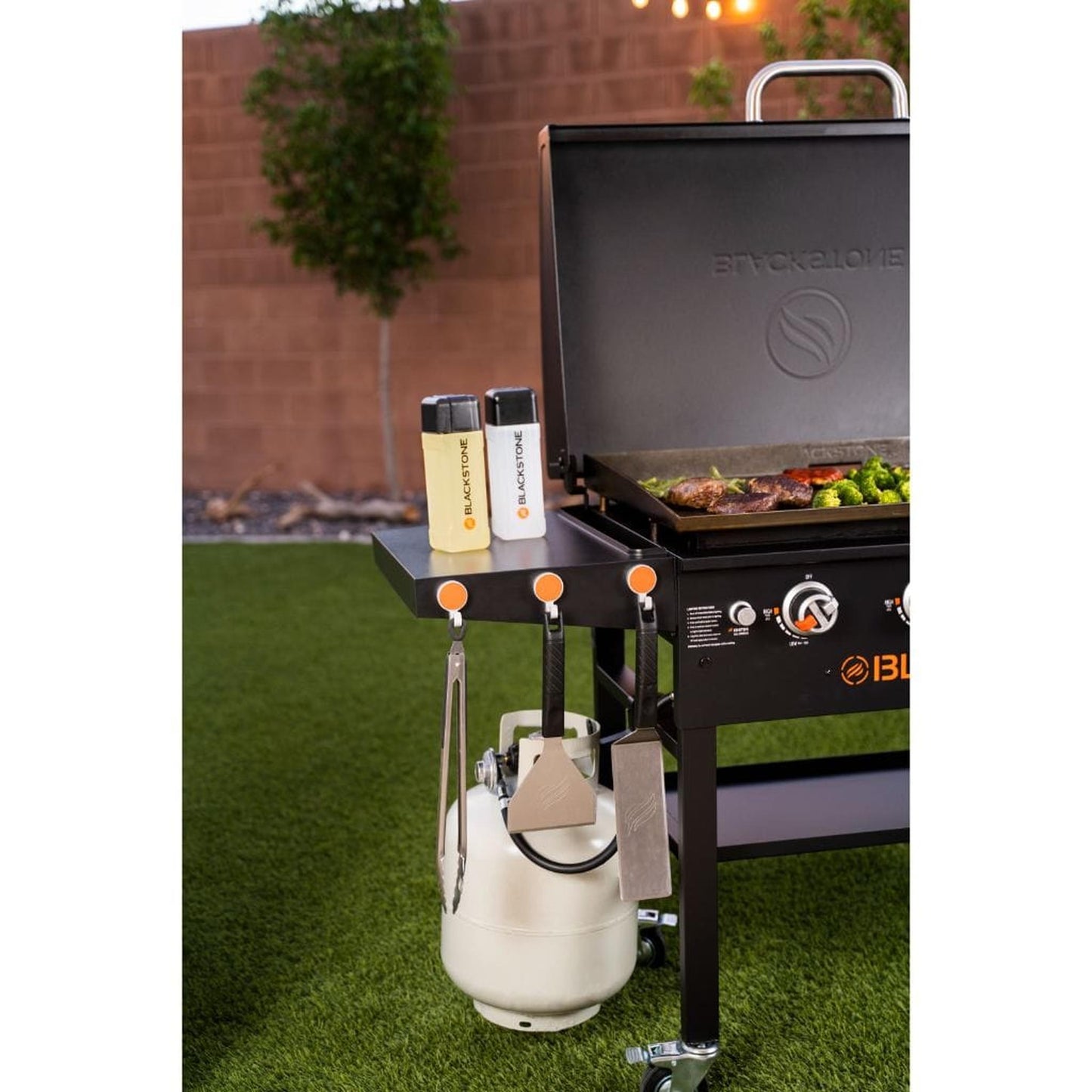 Blackstone 36" 4-Burner Propane Gas Griddle Cooking Station with Hood