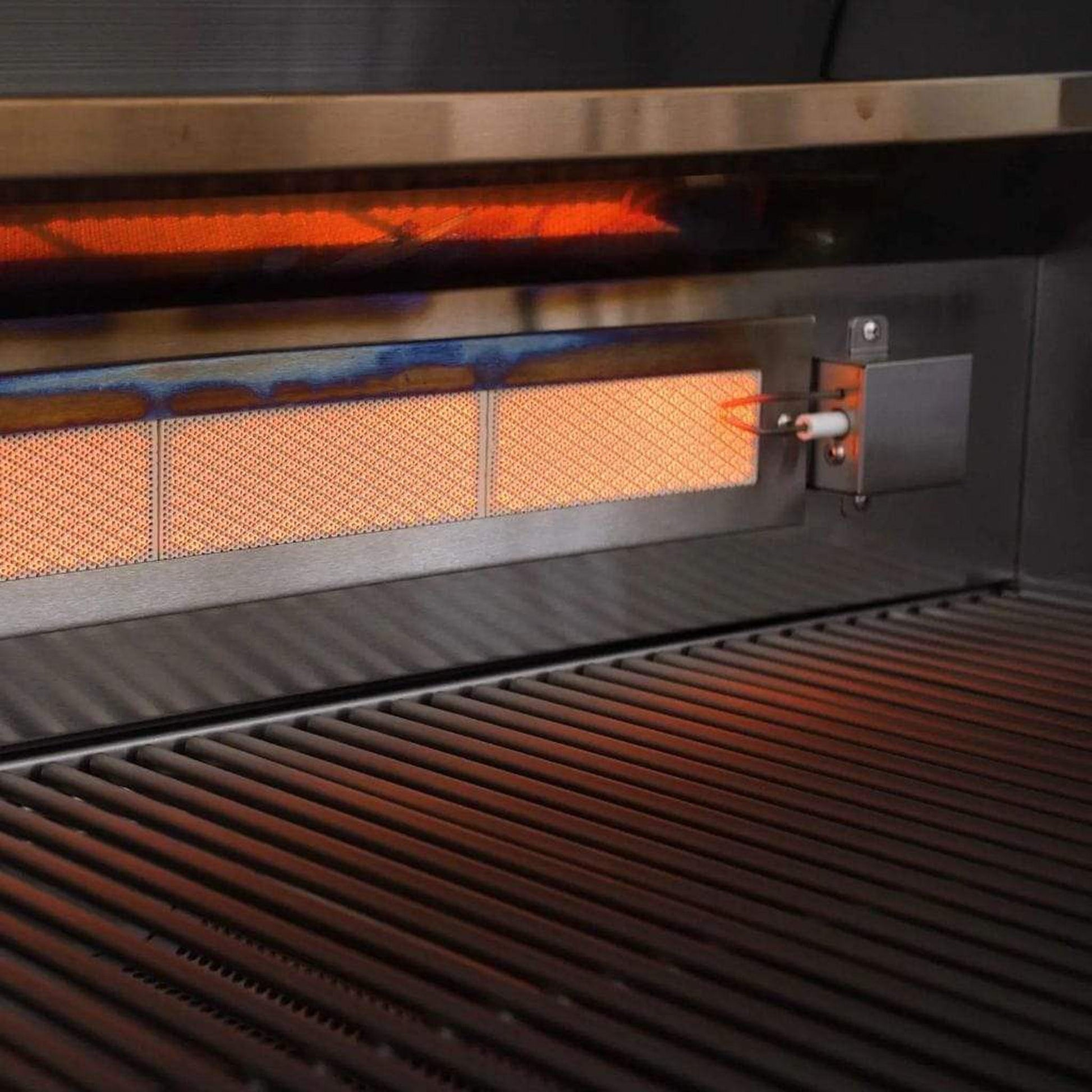 Blaze 32" 4-Burner Premium LTE Built-In Gas Grill with Rear Infrared Burner & Grill Lights