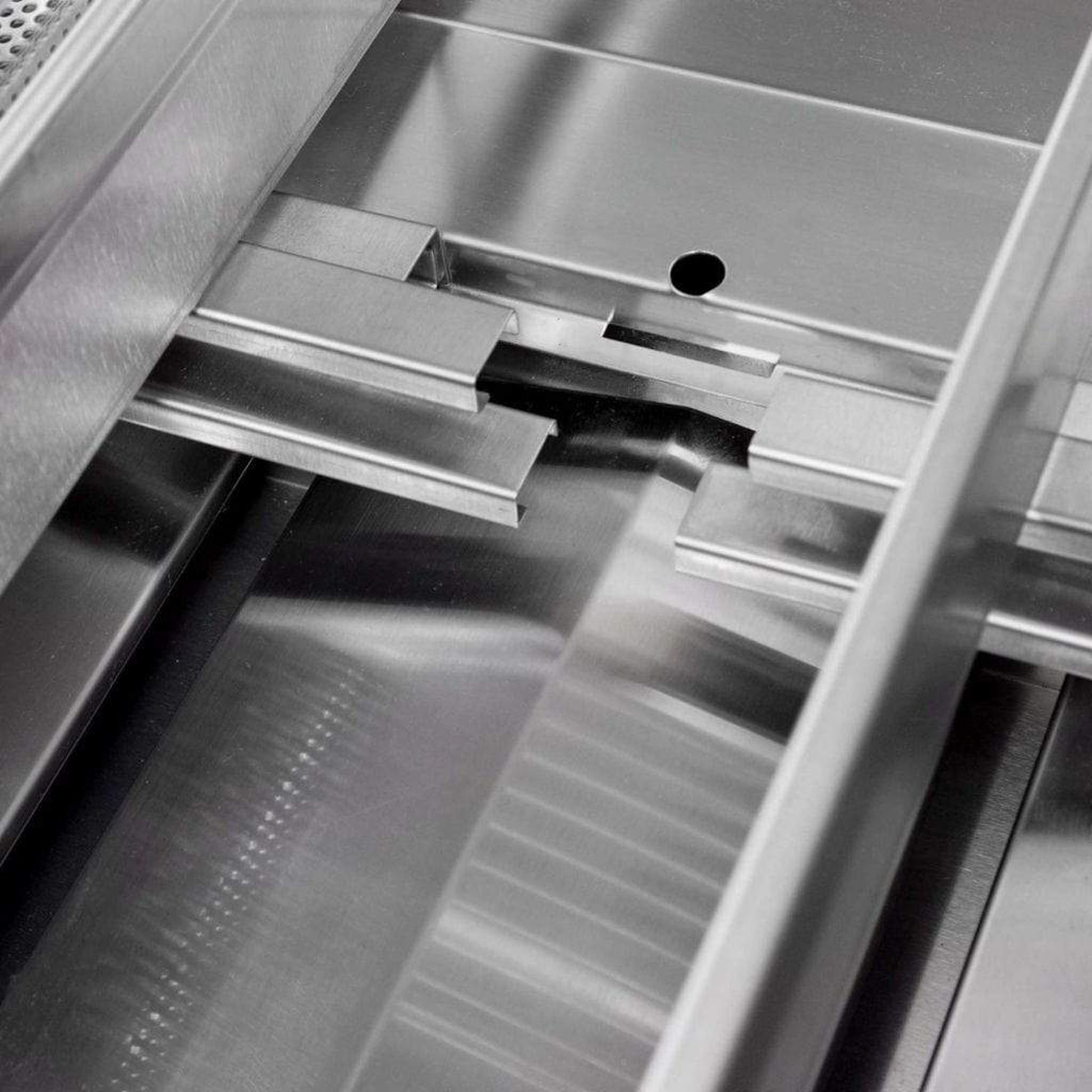 Blaze 32" 4-Burner Premium LTE Built-In Gas Grill with Rear Infrared Burner & Grill Lights