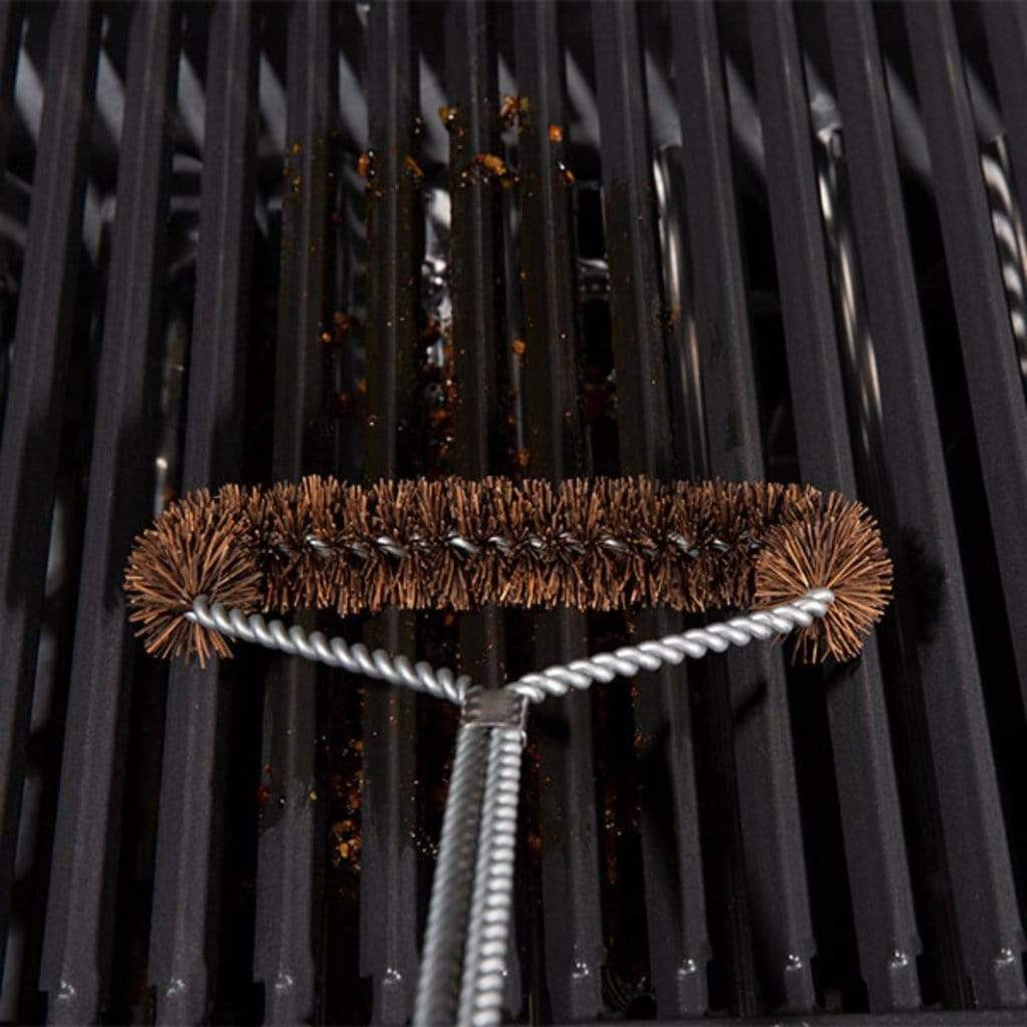 Broil King 18" Twisted Palmyra Tri-Head Wide Grill Brush