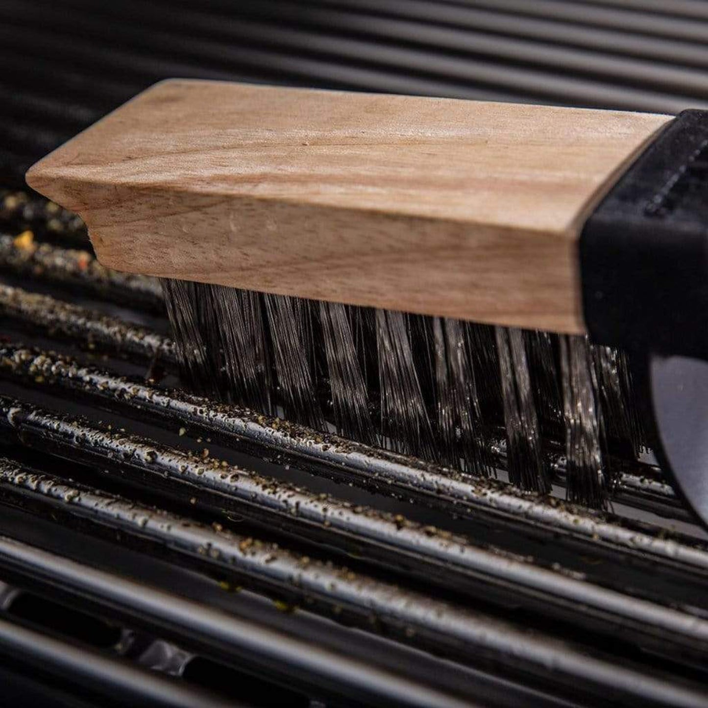 Broil King 20" Deep Stainless Steel Bristles Wood Grill Brush