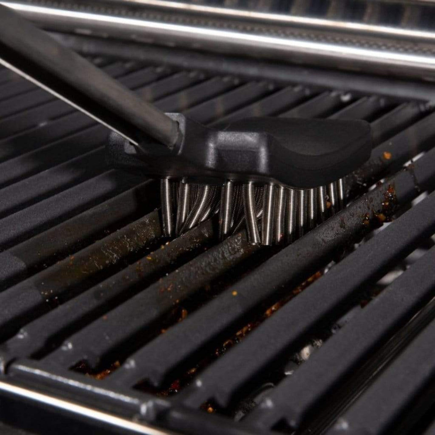 Broil King 20" Stainless Steel Coil Spring Baron Grill Brush