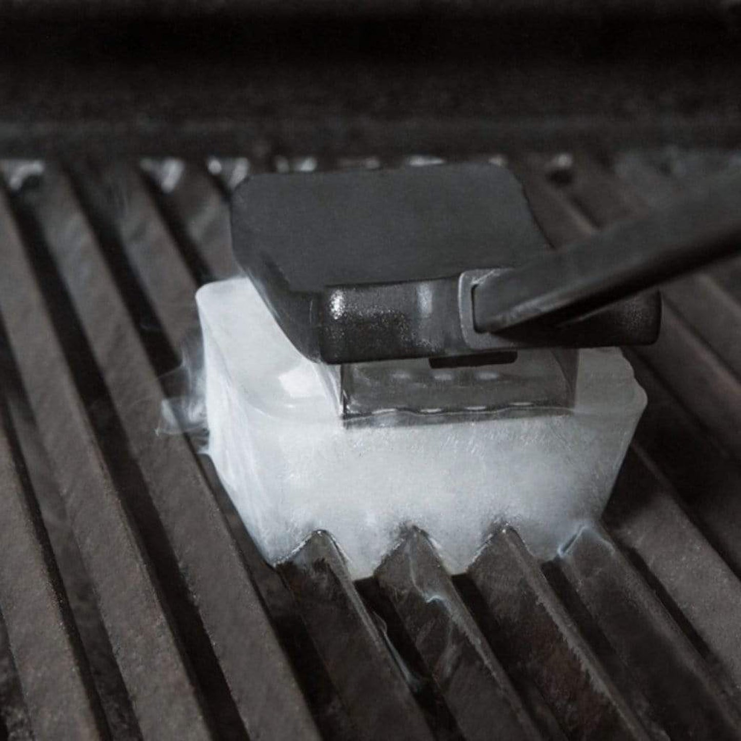 Broil King 5-Piece Stainless Steel & Resin Ice Grill Brush Set