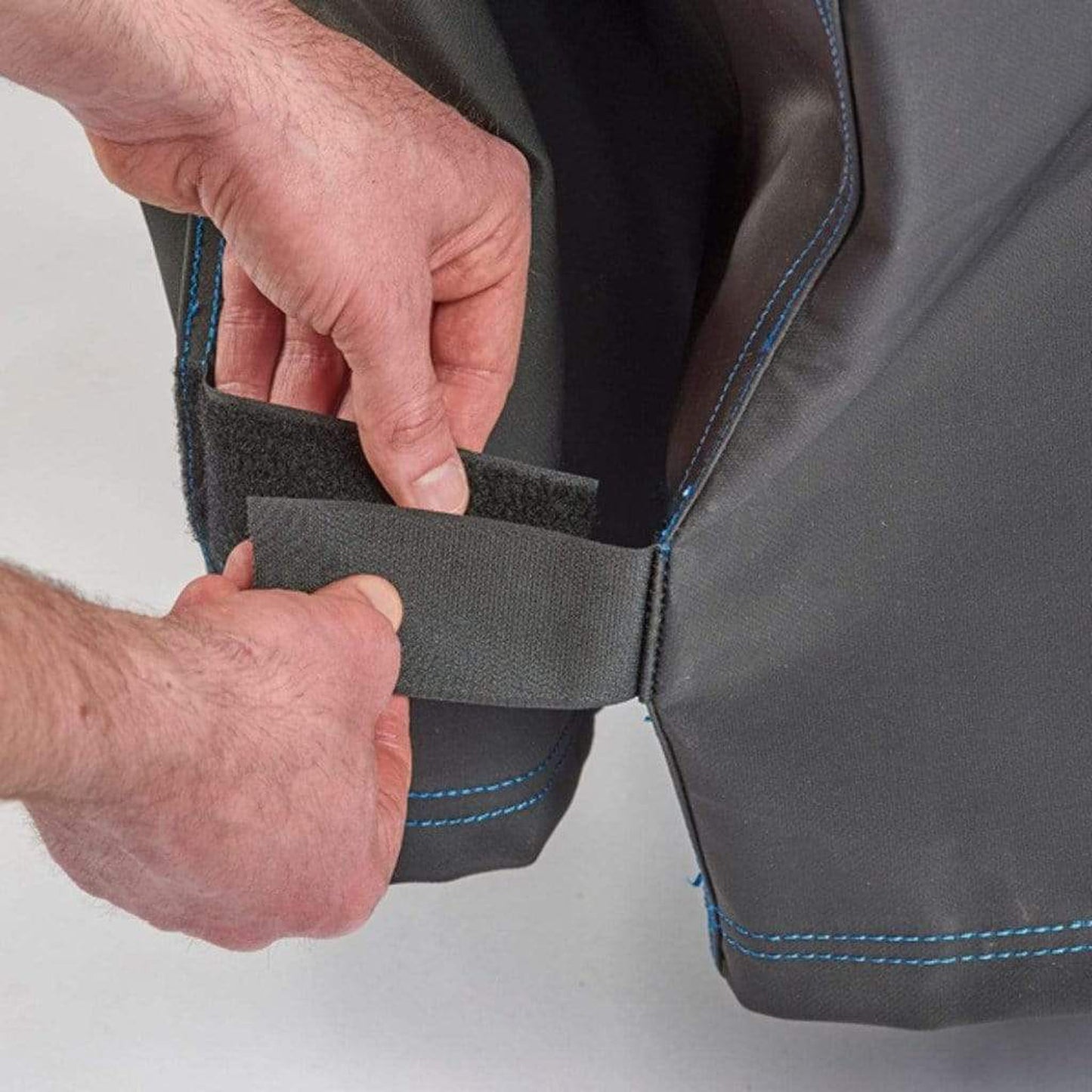 Broil King 61" Black Premium Grill Cover for Regal 500 Pellet/ Charcoal Smokers & Grills