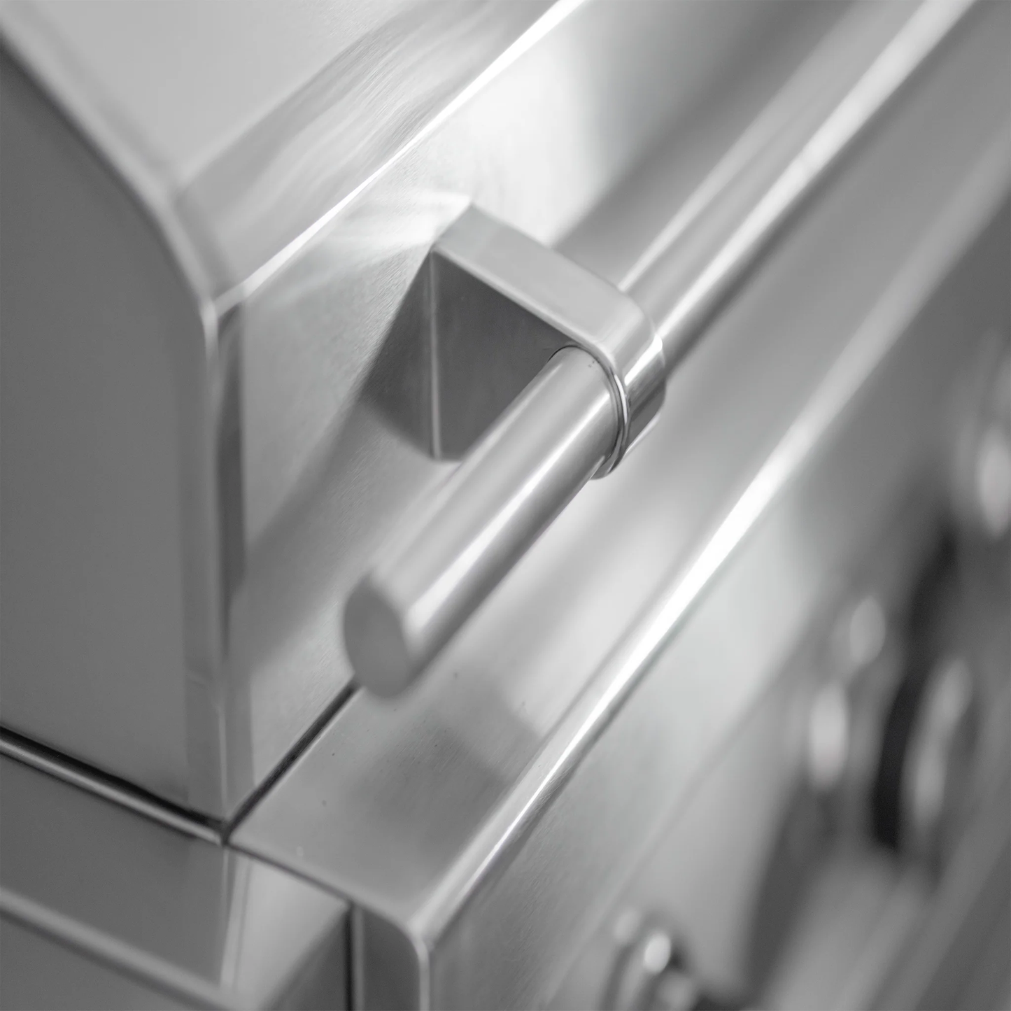 Diamond Grill BBQ 42" Stainless Steel Liquid Propane 5-Burner Grill With Infrared Burner