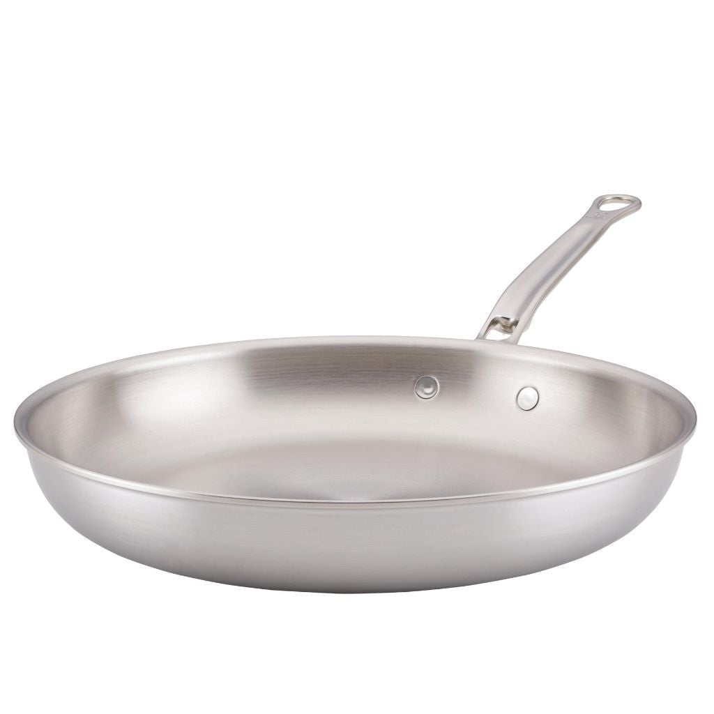 http://grillcollection.com/cdn/shop/files/Hestan-12-Thomas-Keller-Insignia-Saute-Pan.jpg?v=1685820436