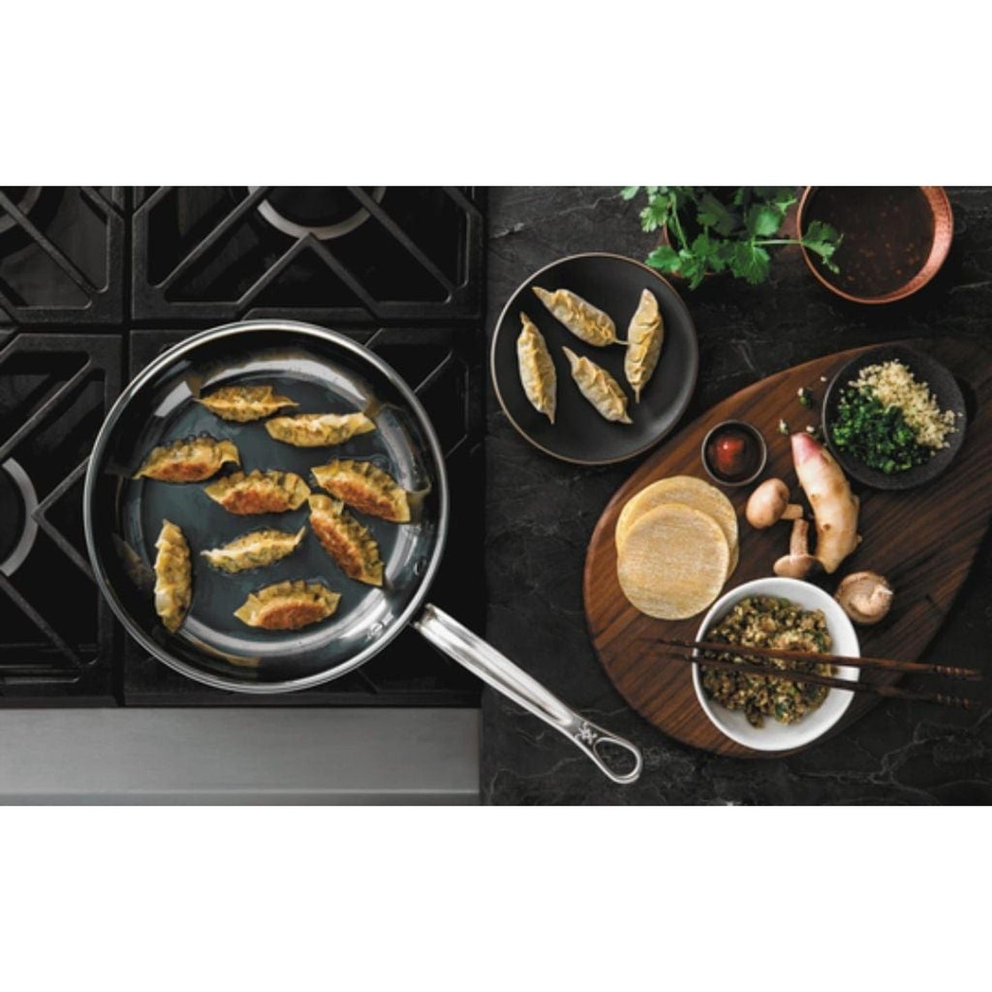Hestan 1.5qt Nanobond Saucepan