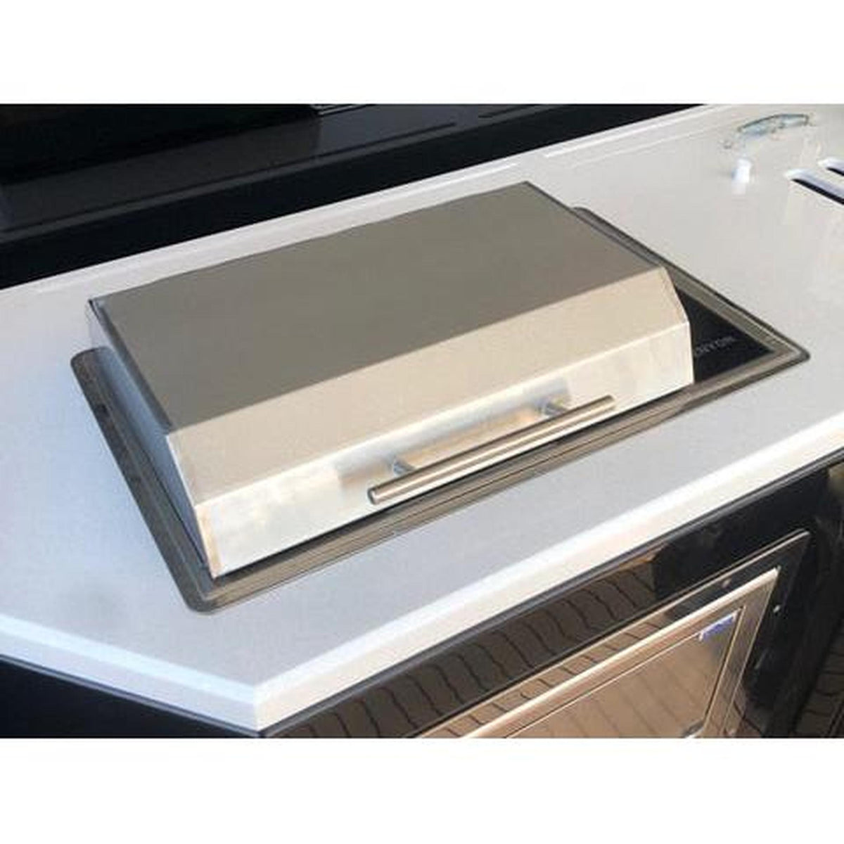 Kenyon Frontier 21" 1-Burner Built-In 120V Touch Control Electric Grill