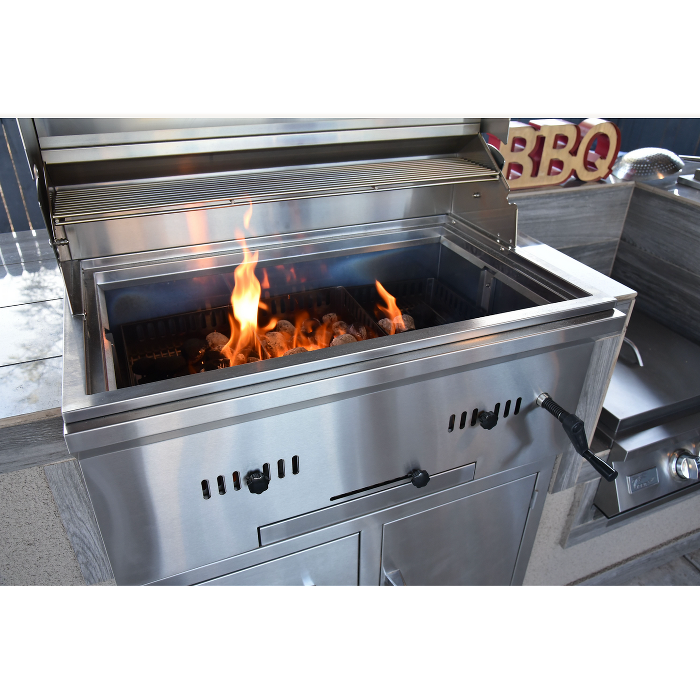 Kokomo 32" Built-in Stainless Steel Charcoal Gas Grill