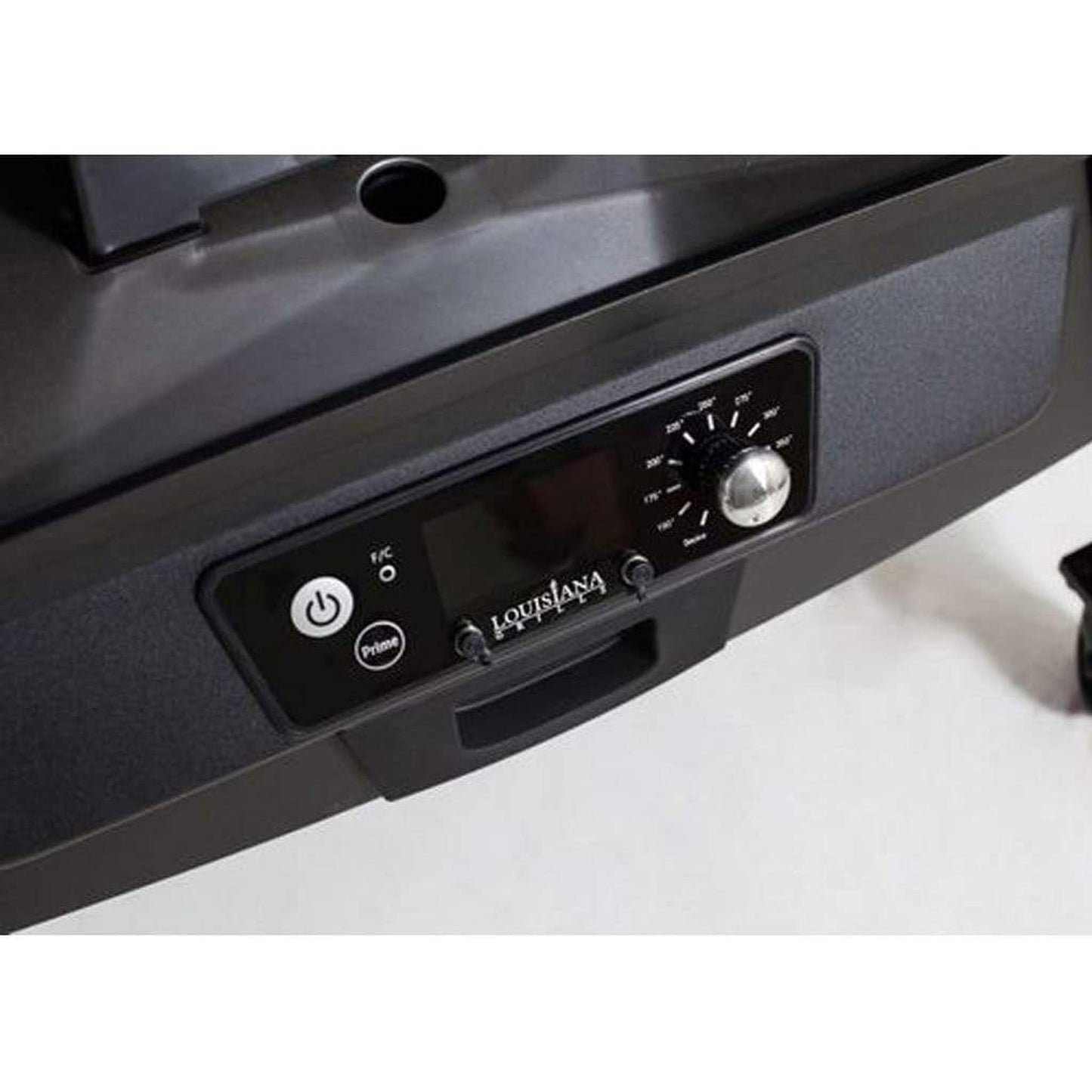 Louisiana Grills 7-Series Steel Construction Powder Coated Finish Vertical Pellet Smoker With Meat Probe