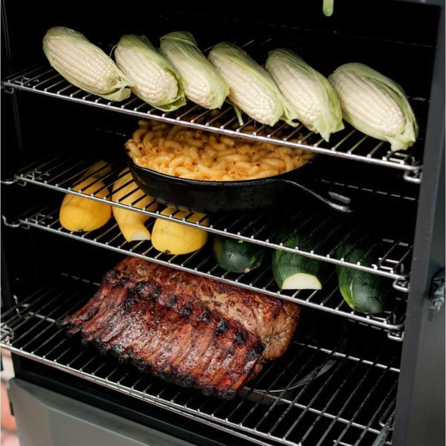 Masterbuilt 40" Digital Charcoal Smoker
