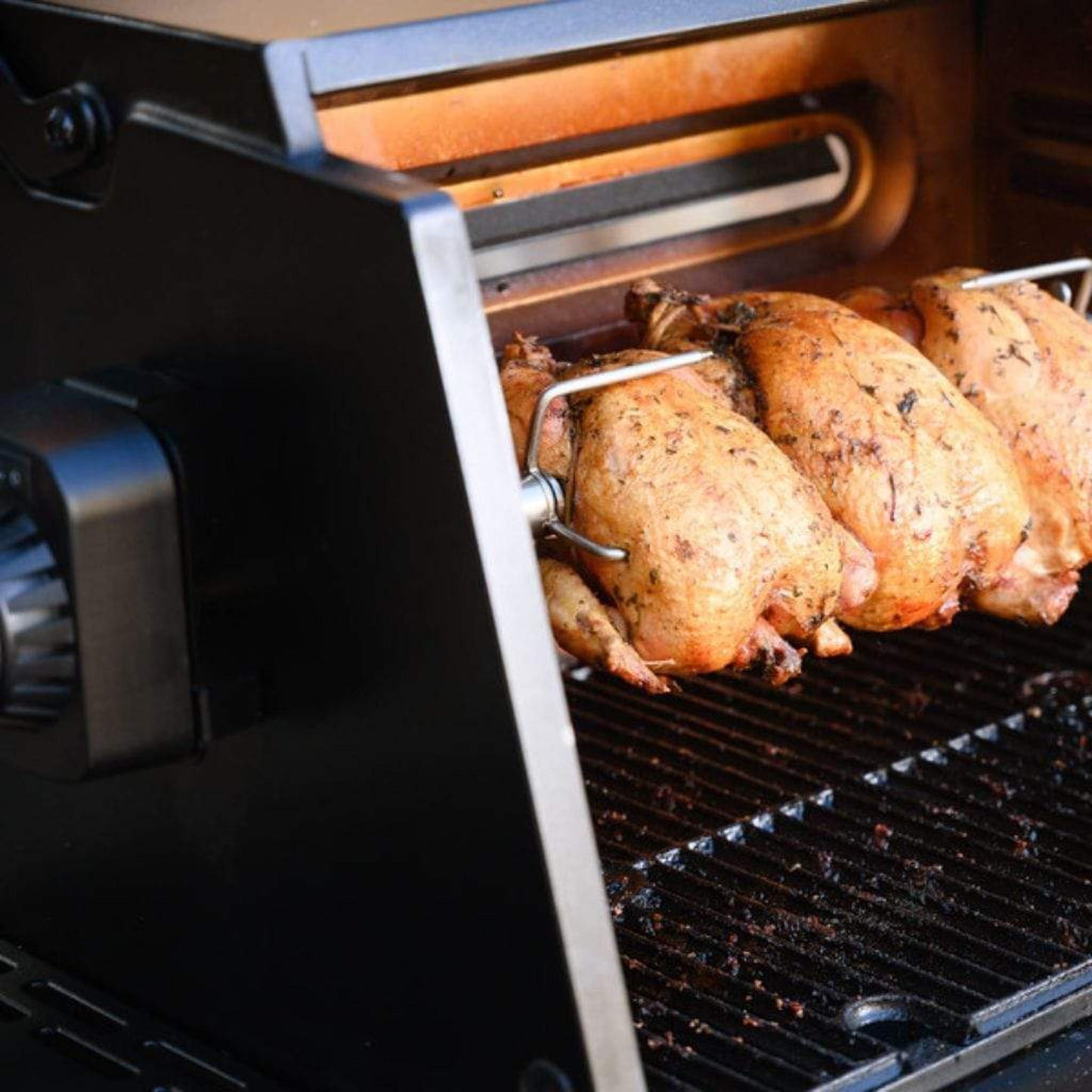 Masterbuilt Gravity Series™ Rotisserie Kit