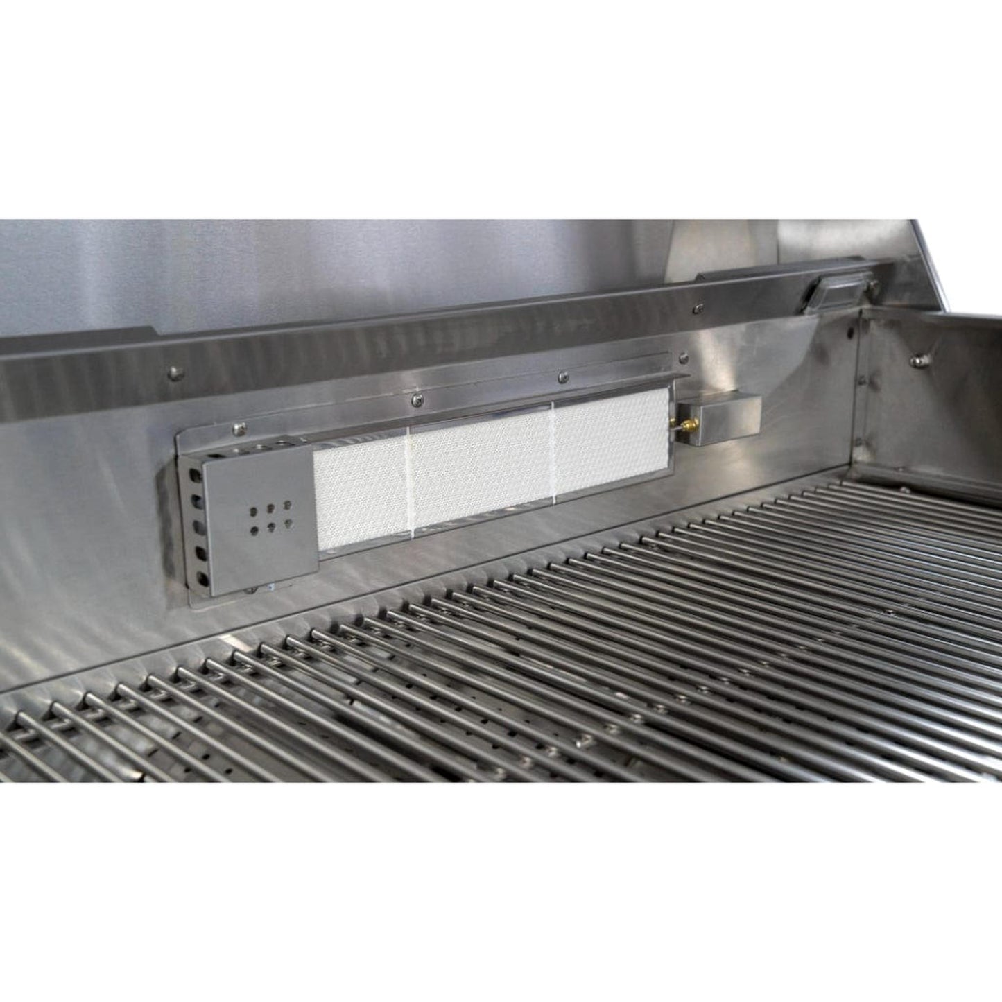 Mont Alpi 805 Deluxe Gas Island Grill with Beverage Center, Infrared Side Burner & Rotisserie Kit