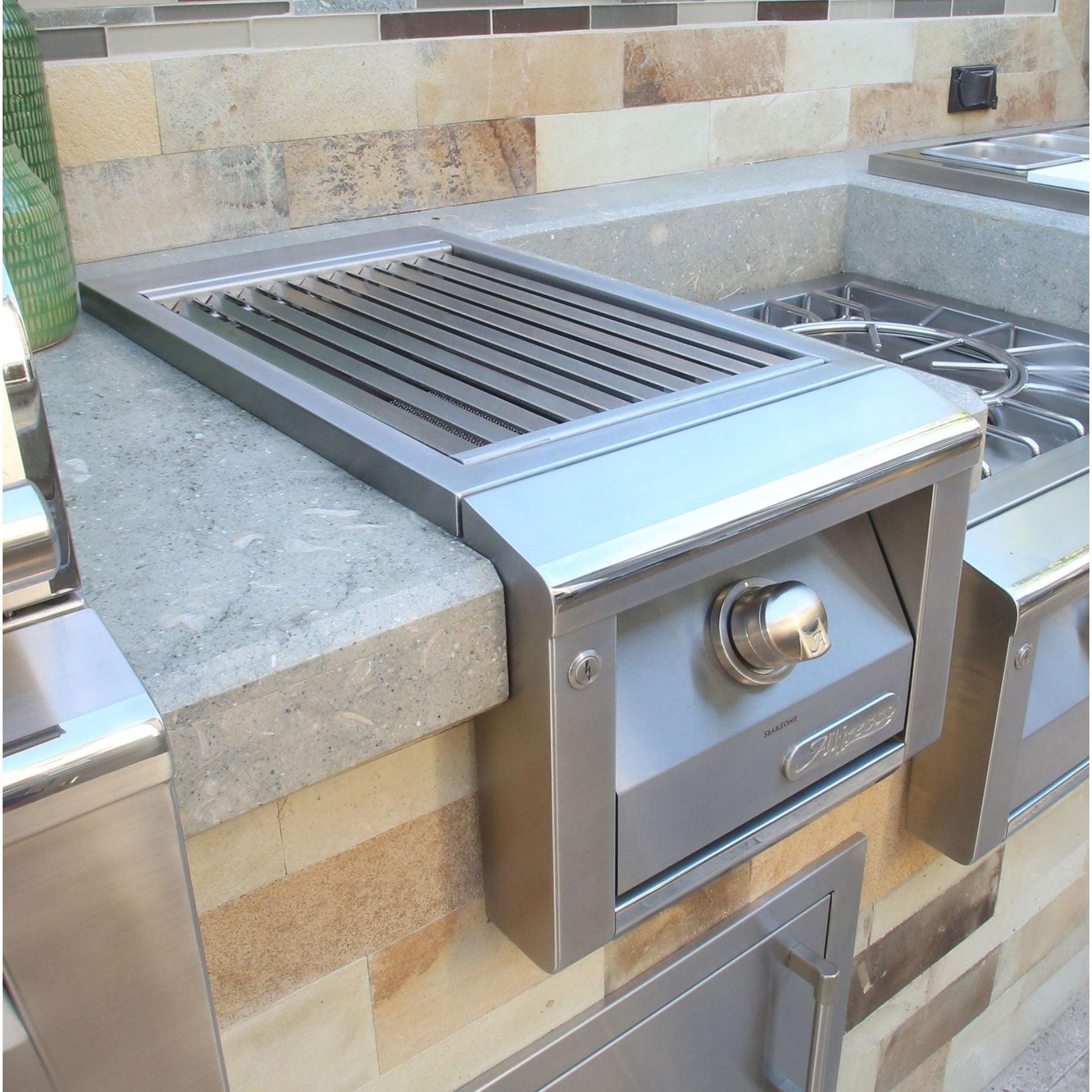 Alfresco 14" Carmine Red Gloss Natural Gas Built-in SearZone Side Burner™ Unit