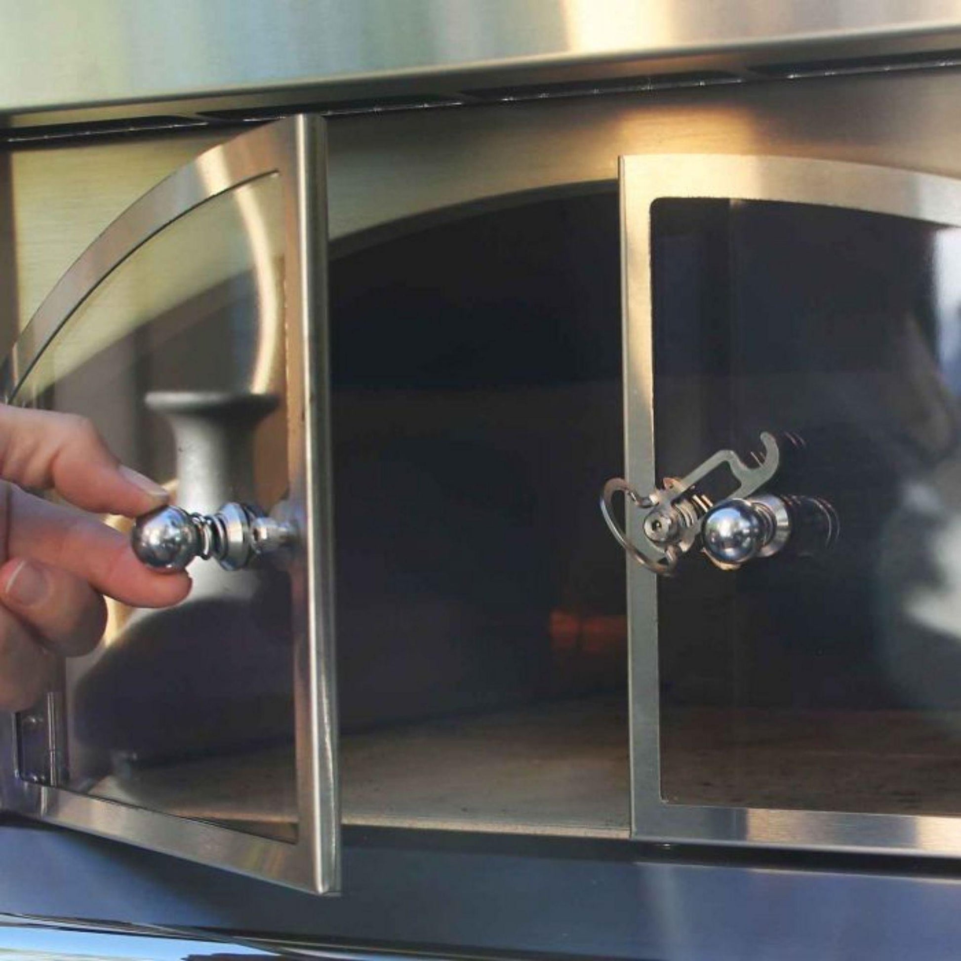 Alfresco 30" Carmine Red Gloss Liquid Propane Pizza Oven for Built-in Installations