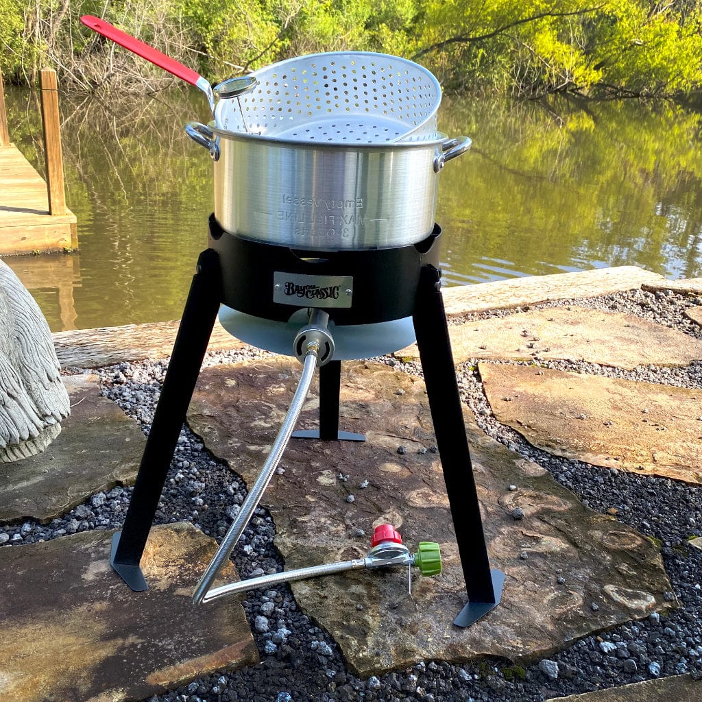 Bayou Classic 14" 10-Quart Aluminum Outdoor Propane Gas Fish Cooker/Deep Fryer Kit
