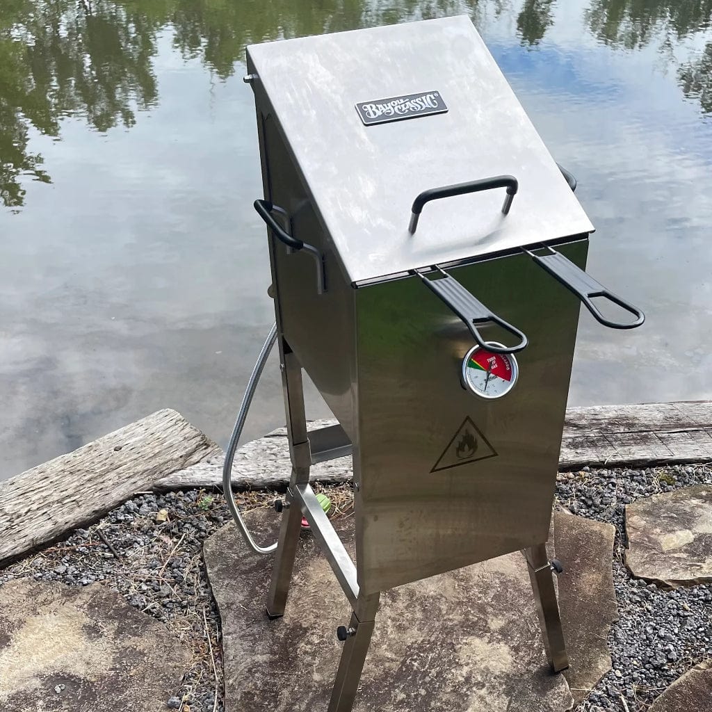 Bayou Classic 4-Gallon Bayou Stainless Steel Outdoor Propane Gas Fryer