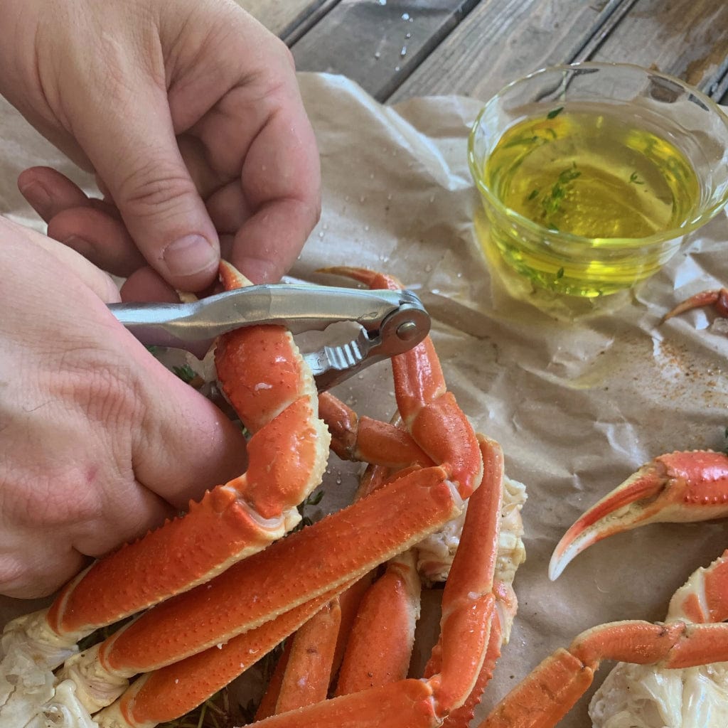 Bayou Classic 9" Stainless Steel Seafood Cracker