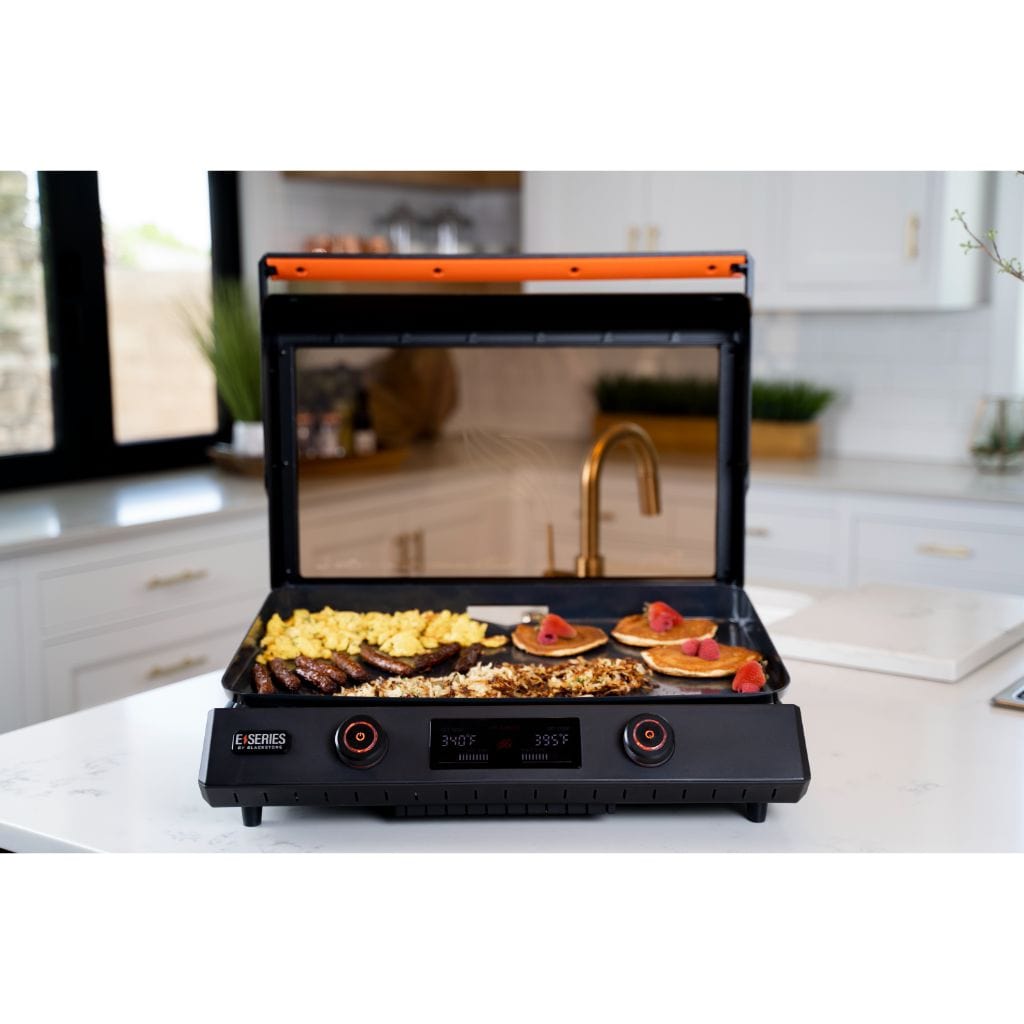 Blackstone E-Series 22inch Electric Tabletop Indoor Griddle With Hood &  Prep Cart First Look & Cook 