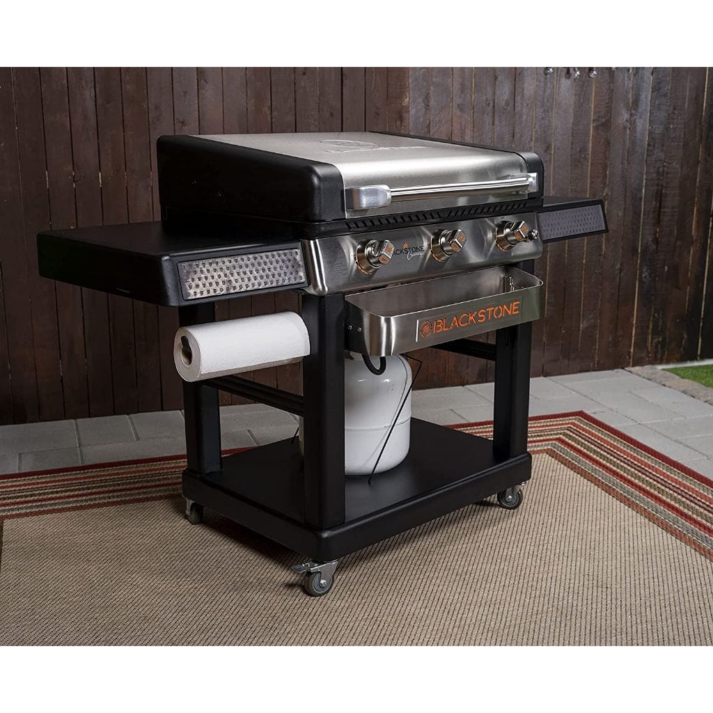 Blackstone 28" Culinary Pro Propane Gas Griddle Cooking Station