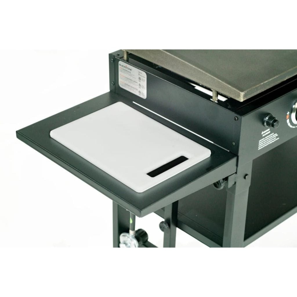 Blackstone 28" Griddle With Cutting Board