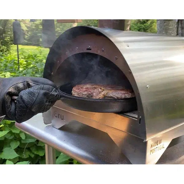 https://grillcollection.com/cdn/shop/files/Cru-30-16-Portable-Outdoor-Wood-Fired-Pizza-Oven-8.webp?v=1688208679&width=1445