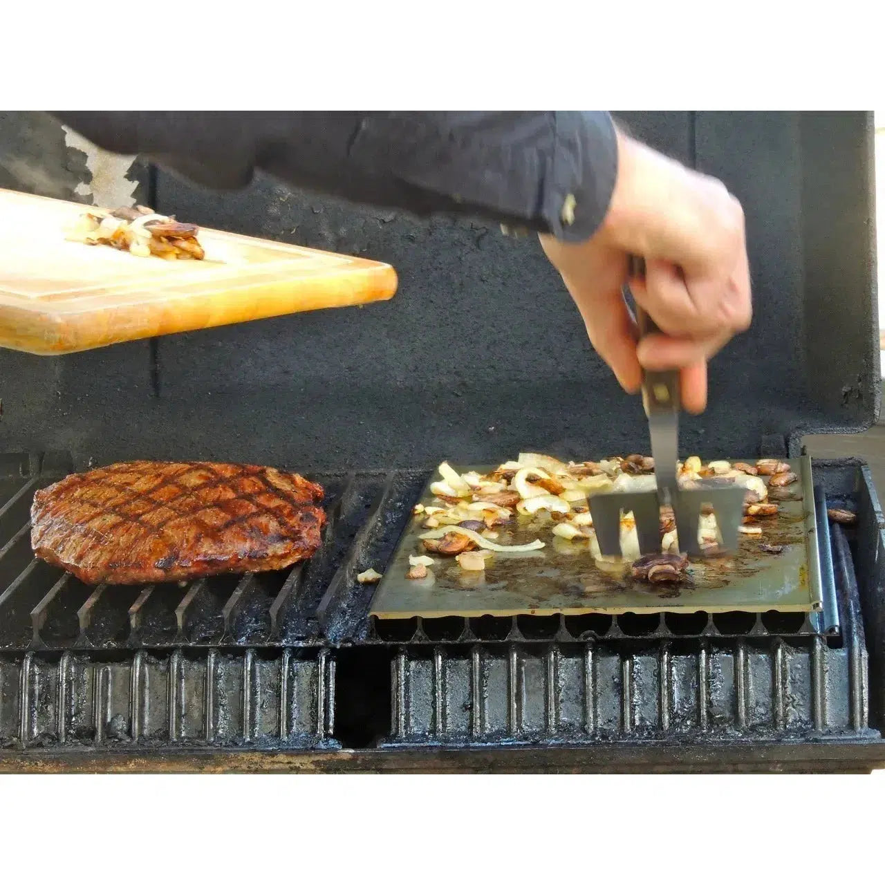 GrillGrate 19" Griddle & Defrost Plate