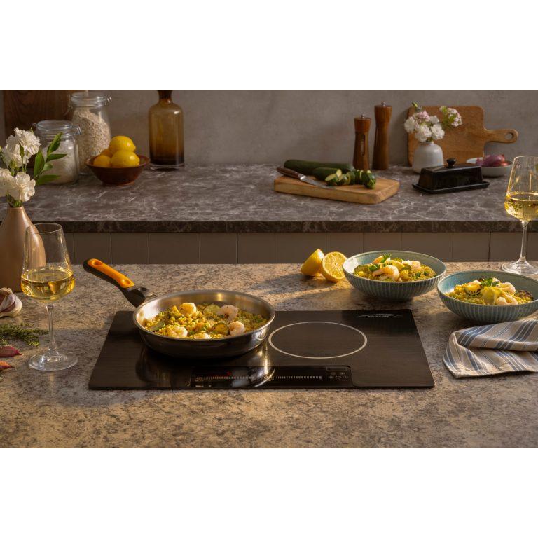 Kenyon Bridge Induction 21" 2-Burner Black 120V Landscape-Mount Electric Cooktop With SilKEN Mat