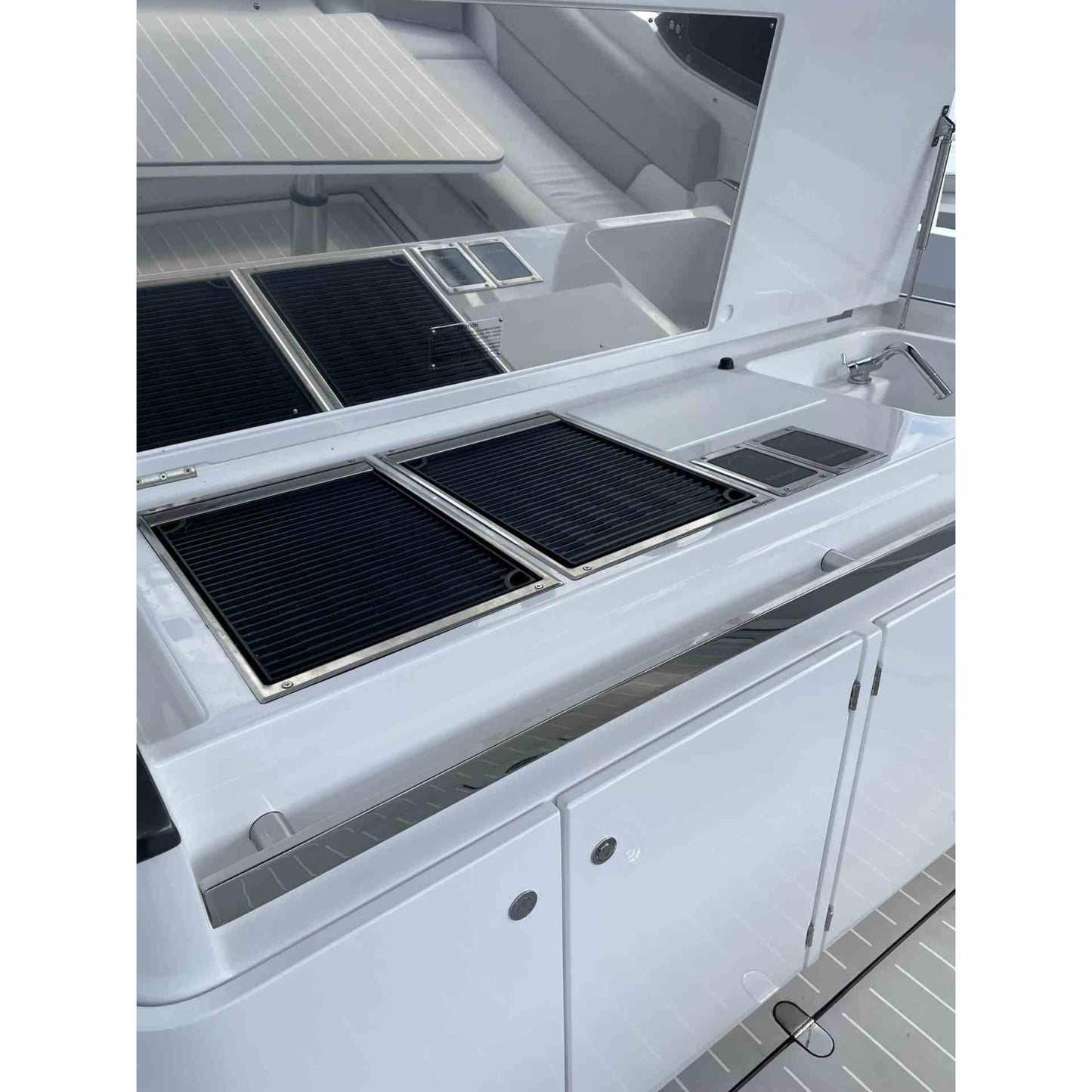 Kenyon Frontier 18" 1-Burner Built-In 120V No Lid Remote Control Electric Grill