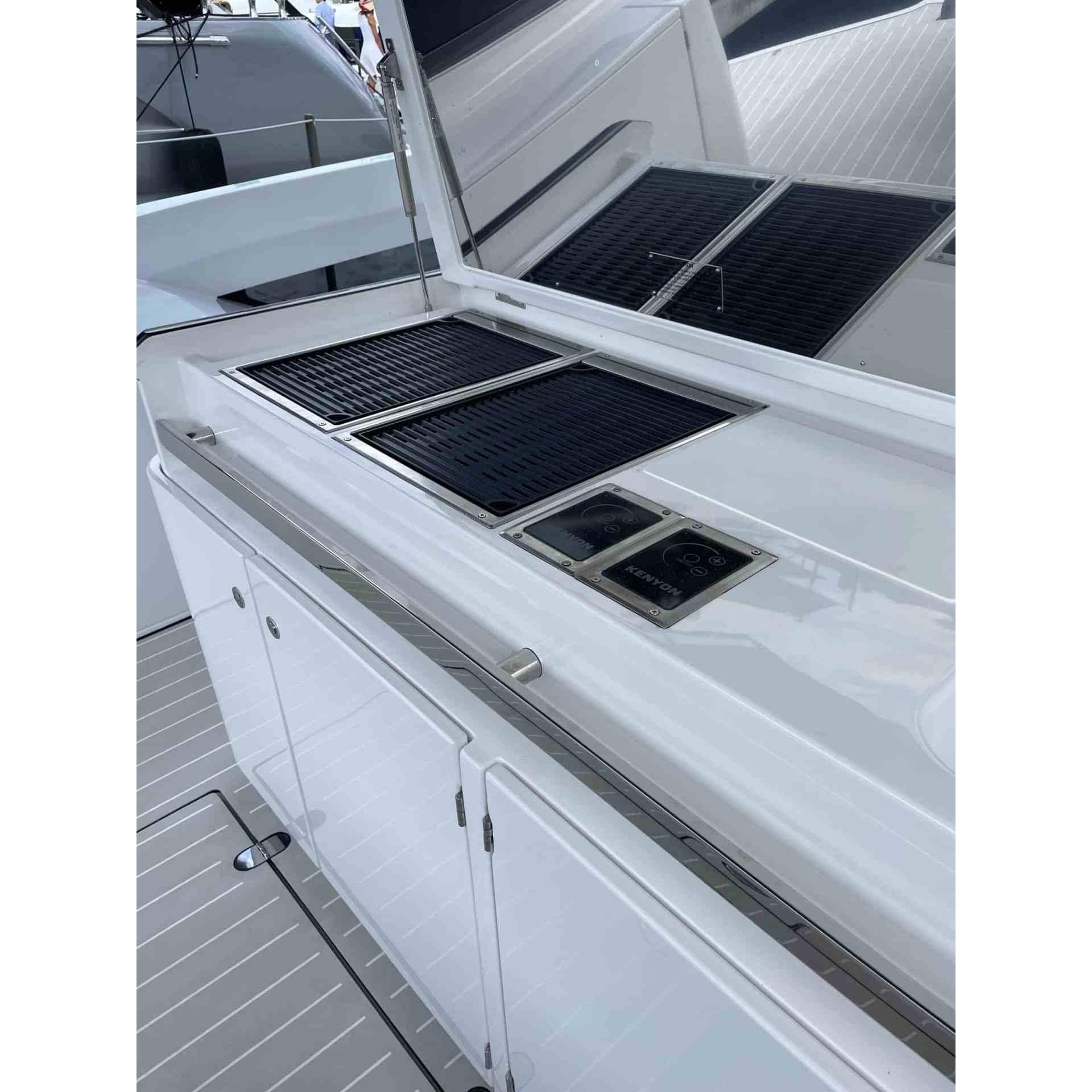 Kenyon Frontier 18" 1-Burner Built-In 120V No Lid Remote Control Electric Grill