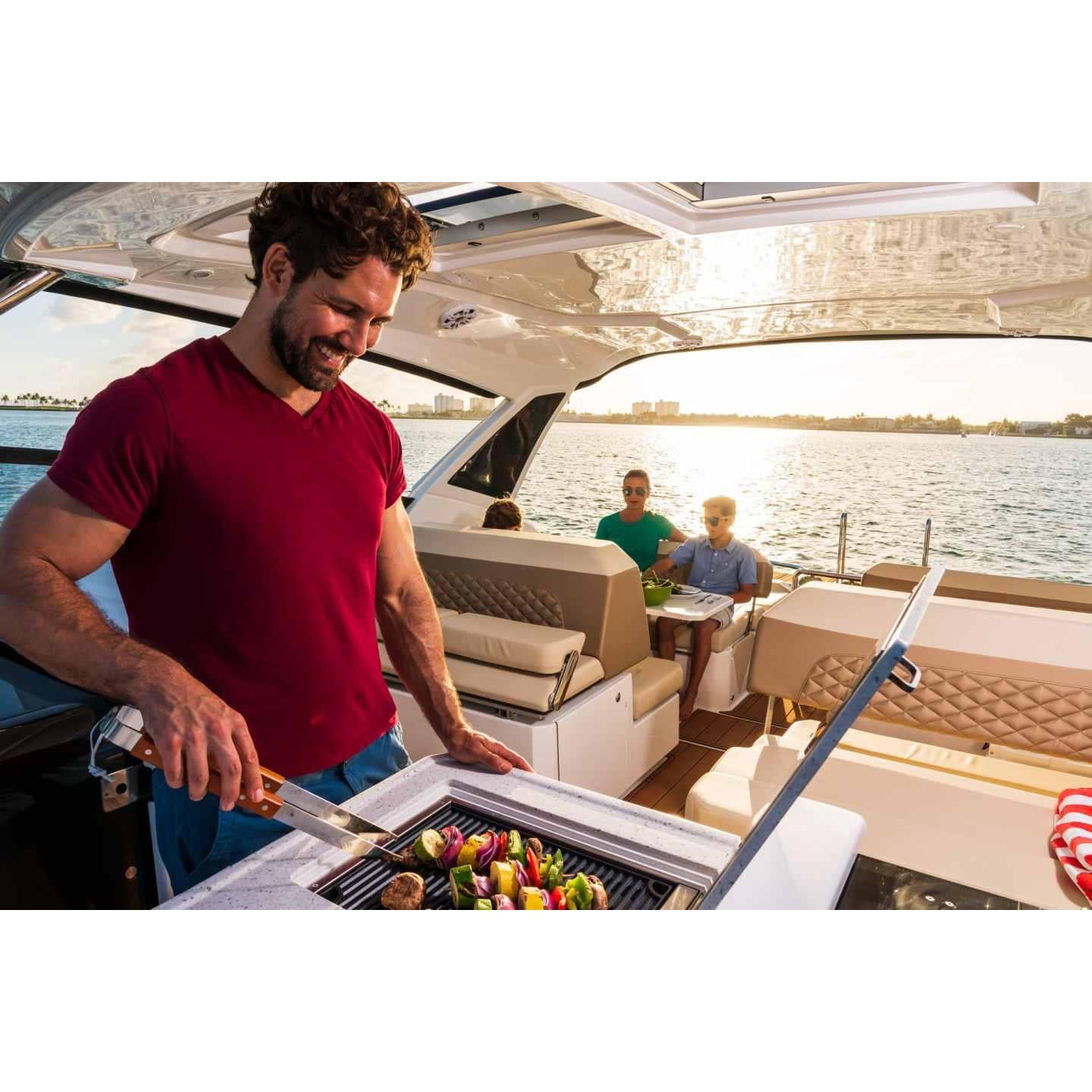 Kenyon Frontier 18" 1-Burner Built-In 240V No Lid Remote Control Electric Grill