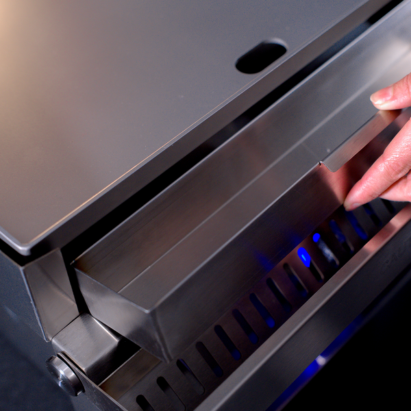 Le Griddle Pro Series 40 16" 1-Burner Liquid Propane Griddle With Lights and 3MM Plate