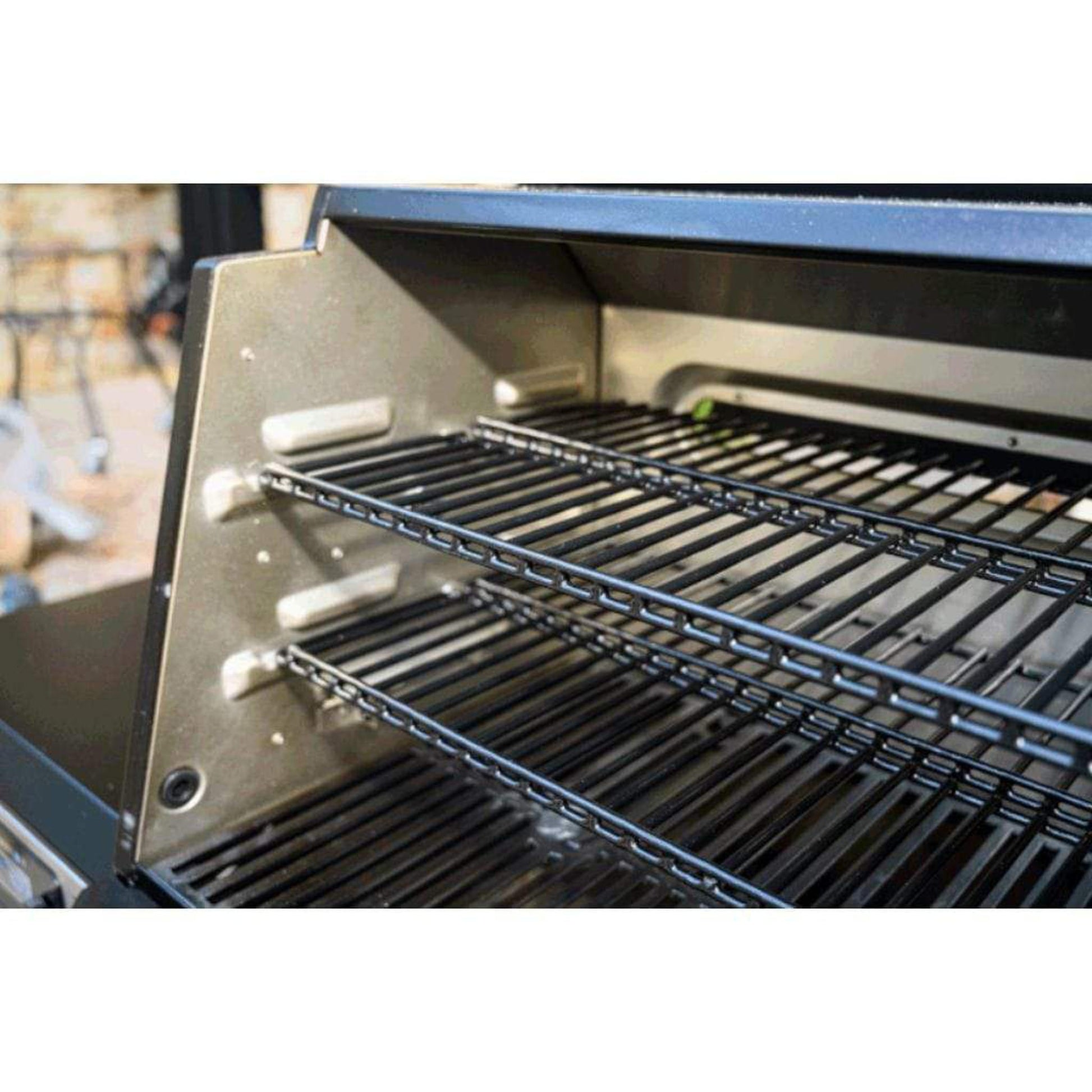 Masterbuilt Gravity Series™ 560 Warming Racks
