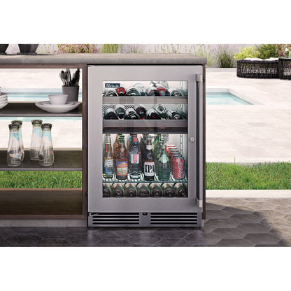 Perlick Signature Series 24" Marine Grade Beverage Center with Fully Integrated Panel-Ready Solid Door Hinge Right